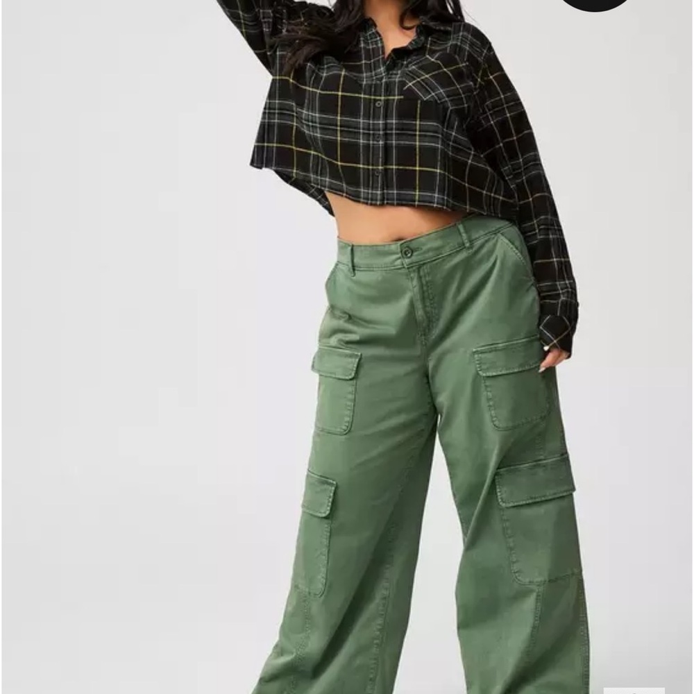 High Rise Baggy Cargo Pant